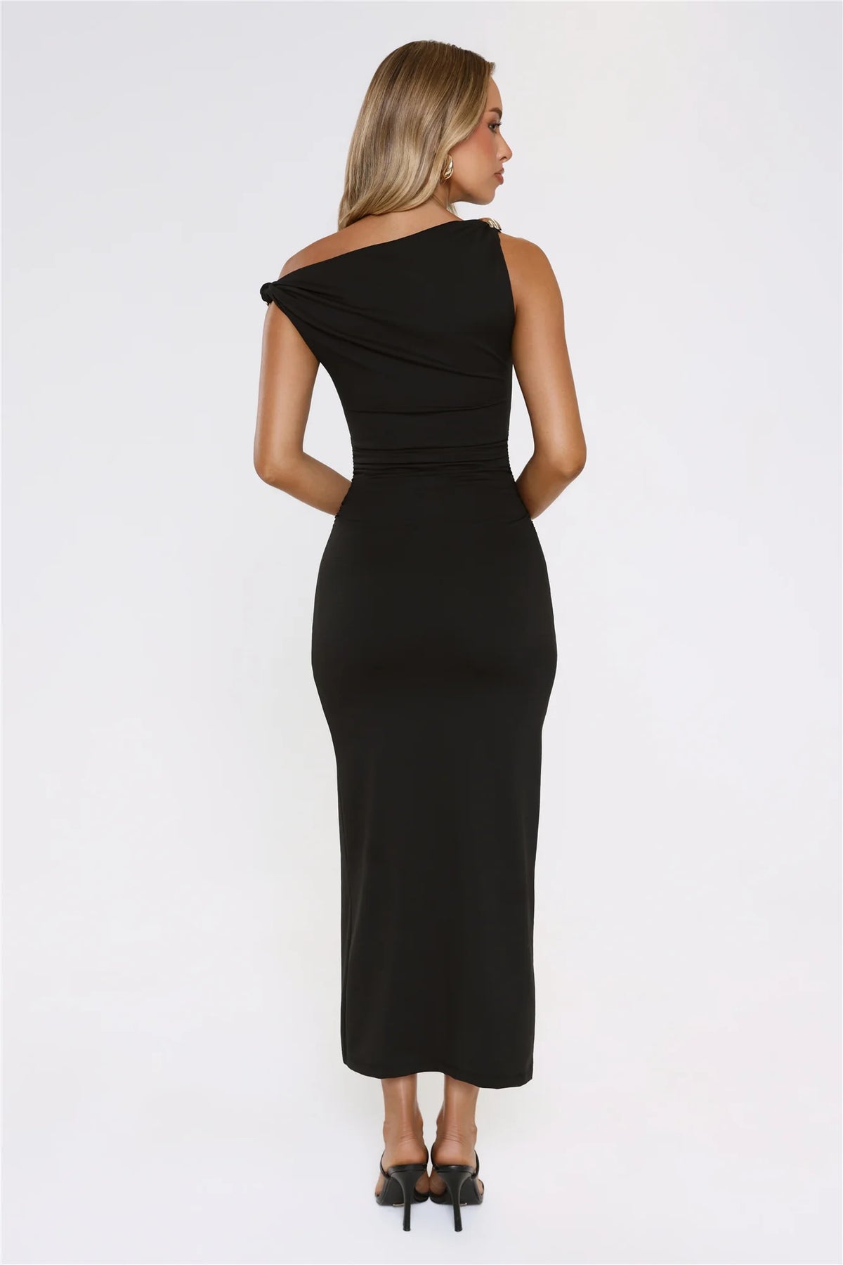 Chic Dreams Await Off Shoulder Maxi Dress Black